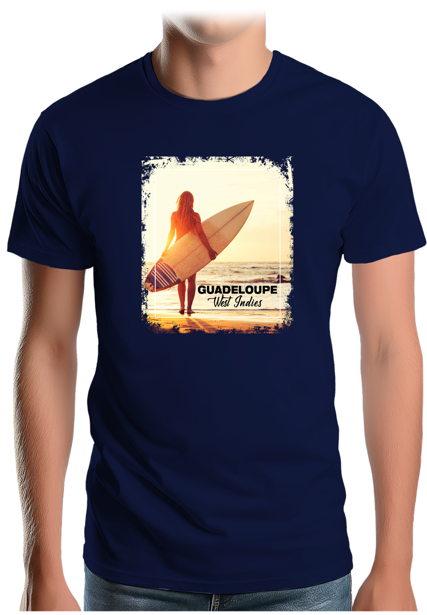 T-Shirt Homme Surf en Guadeloupe avec surfeuse