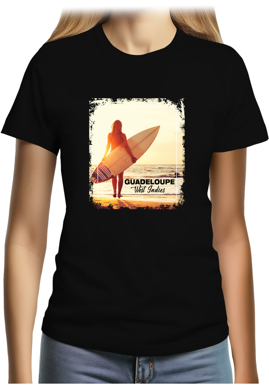 T-Shirt Femme Surf en Guadeloupe avec surfeuse