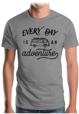 T-Shirt Homme Every day in a van is an adventure