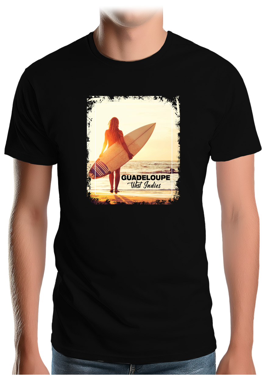 T-Shirt Homme Surf en Guadeloupe avec surfeuse